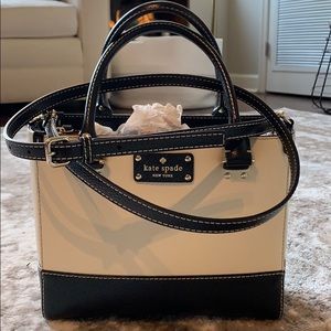 Kate Spade purse with red lining